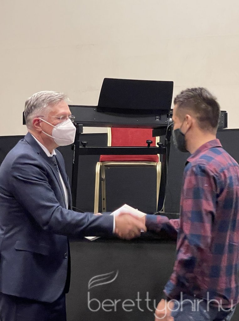 Naptárfotó pályázat - eredményhirdetés és kiállítás 22